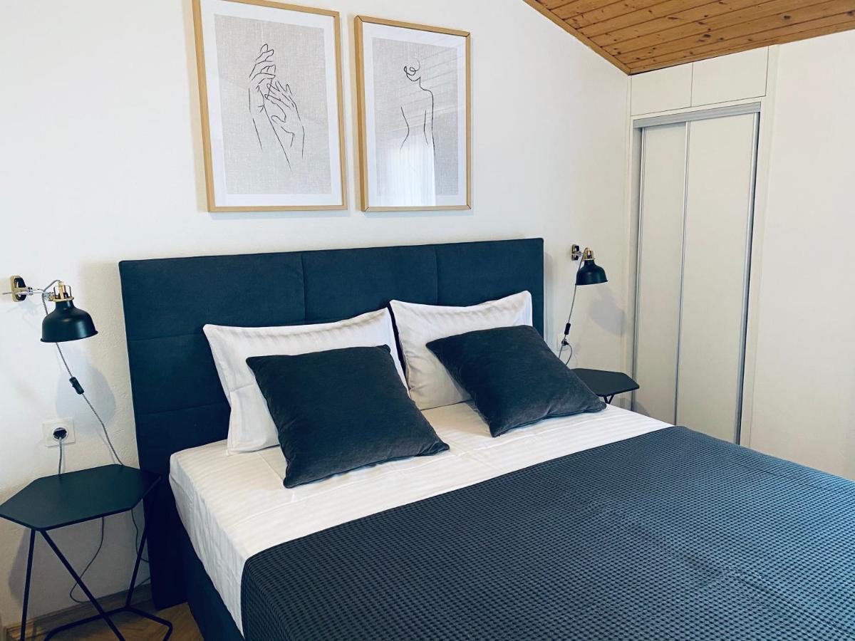 Cirjak Apartments 비오그라드나모루 외부 사진